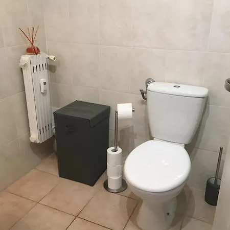 Hernani * 罗克布吕讷-卡普马丹